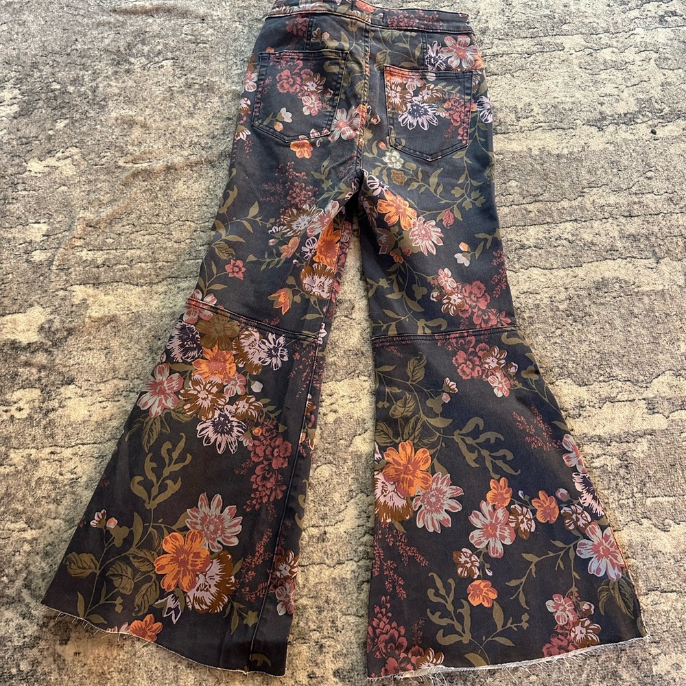 We•are•free Jeans size: 28